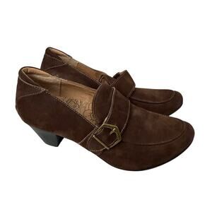 Taos Troubador Shoes Womens Size 7 Pumps Brown Suede Leather Comfort Buckle
